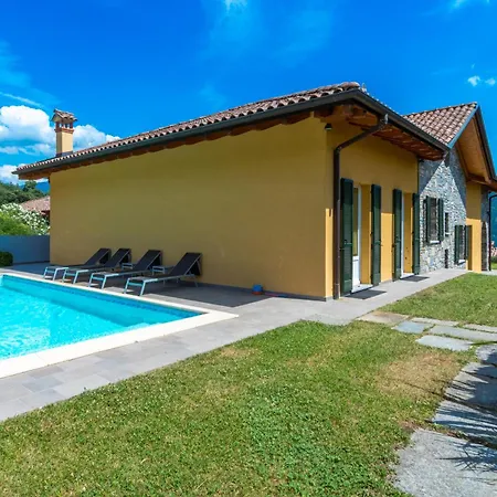 Maya - Tremezzina Hébergement de vacances *