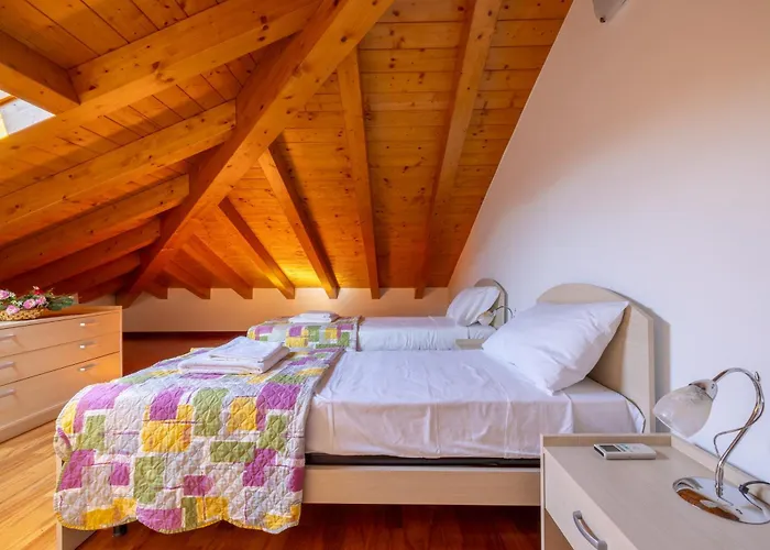 Maya - Tremezzina Hébergement de vacances *